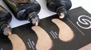 Матирующая пудровая тональная основа Giordani Gold Metamorphosis